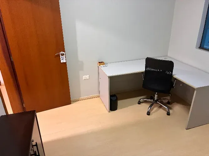 Aluga-se Sala Comercial Privativa para Escritório - Centro Cascavel - Pronta para Uso