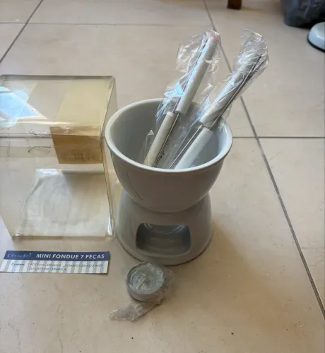 Kit fondue porcelana com 4 garfos