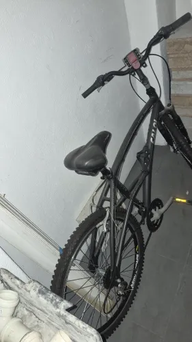 Vende-se Bicicleta Caloi-500 com tudo novo trocado recentemente