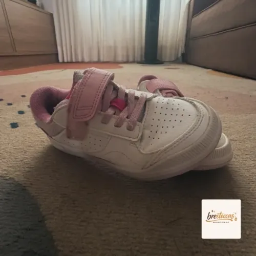Tênis Infantil Branco e Rosa Yard Decathlon - Tamanho 30