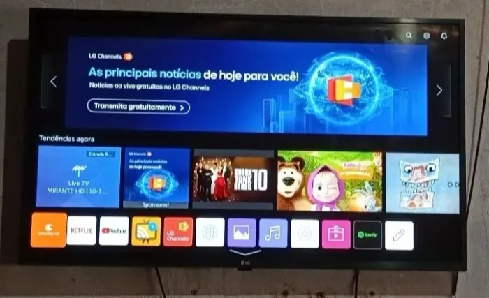 Vendo essa TV smart 43 polegadas