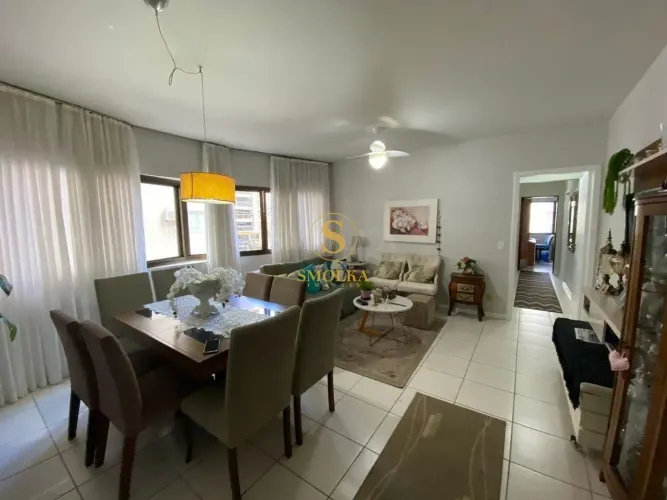 Oportunidade! Apartamento com 3 dormitórios a venda no Centro em Florianópolis SC