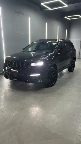 Jeep Commander Black Hurricane 2.0 4X4 TB AUT 2025