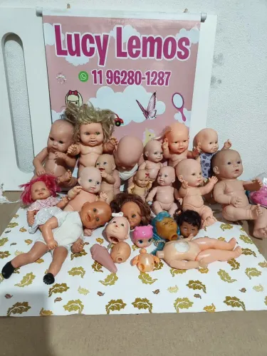 Lote de bonecas variadas
