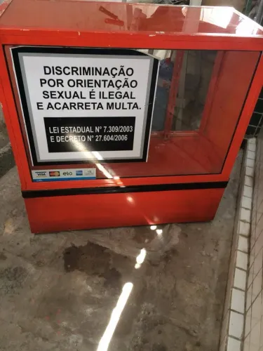 Balcão/ bancada de aço com vidro