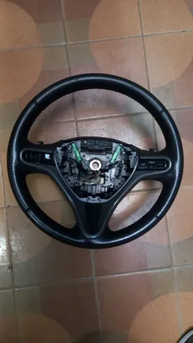 Volante multifuncional do Honda City