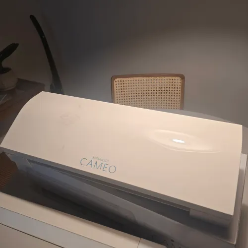 Silhouette Cameo 3
