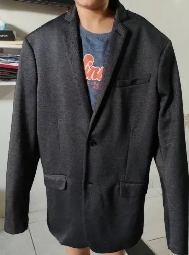 Blazer slim fit tamanho G