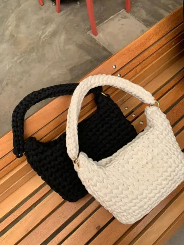 Bolsas de crochê - SOB ENCOMENDA