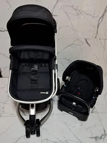 Carrinho Bebê Conforto e Base de Carro Safety Mobi Unissex Moisés Lindo 