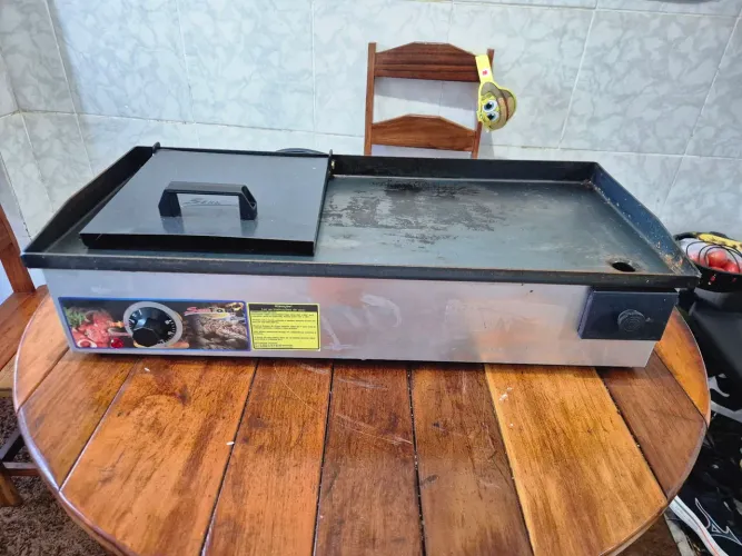 Chapa Para Lanches 110vts elétrica