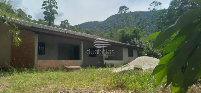 Sítio Exclusivo na Bucólica Monteiro Lobato  SP