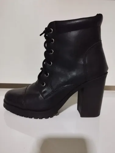 Bota feminina 