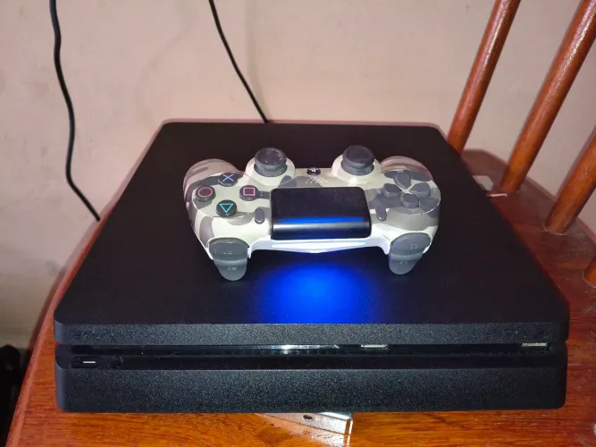 PS4 slim desbloqueado 