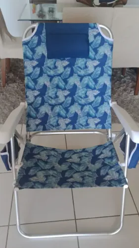 Cadeiras de praia com acessórios térmico