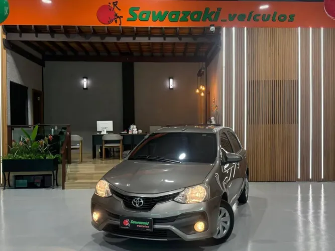 Toyota Etios X 1.3 Flex 16V 5P Mec. 2018