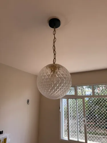 Lustre de bola, sem defeito com corrente bem longa!