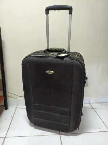 Mala de viagem rodinhas média até 23kgs Sonada