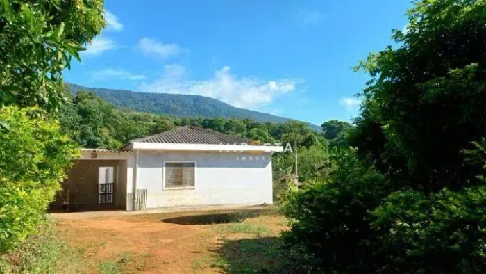 Chácara com 3 dormitórios à venda, 6050 m² por R$ 650.000,00 - Guidos - Congonhal/MG