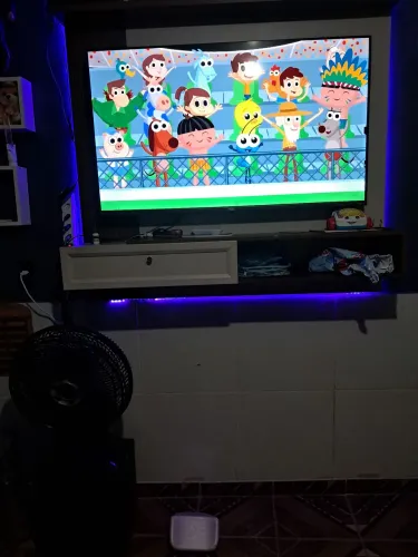 Tv com painel