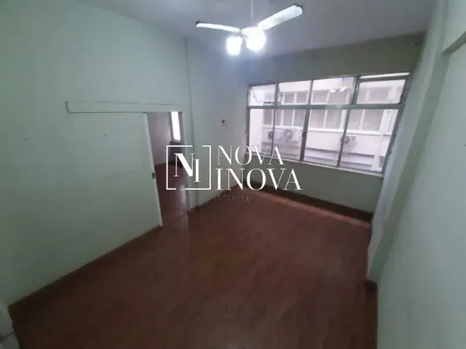Apartamento - / Residencial / Copacabana