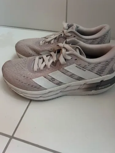 Tênis feminino Adistar
