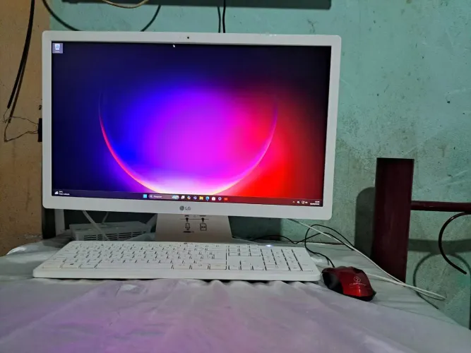 Computador All in One LG 22" Full HD | Windows 11 | Teclado e Mouse