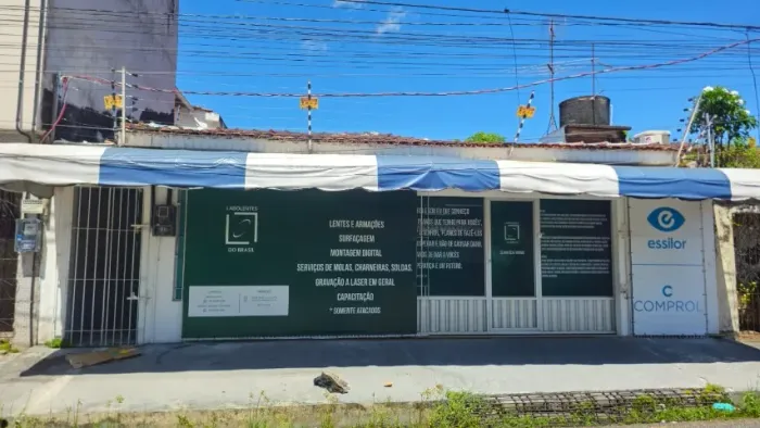 Vende-se Laboratório Óptico Completo - Pronto para Trabalhar.