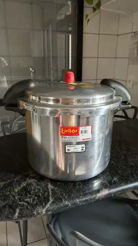 Panela de Pressão Industrial Aluminio 22L Eirilar 33cm