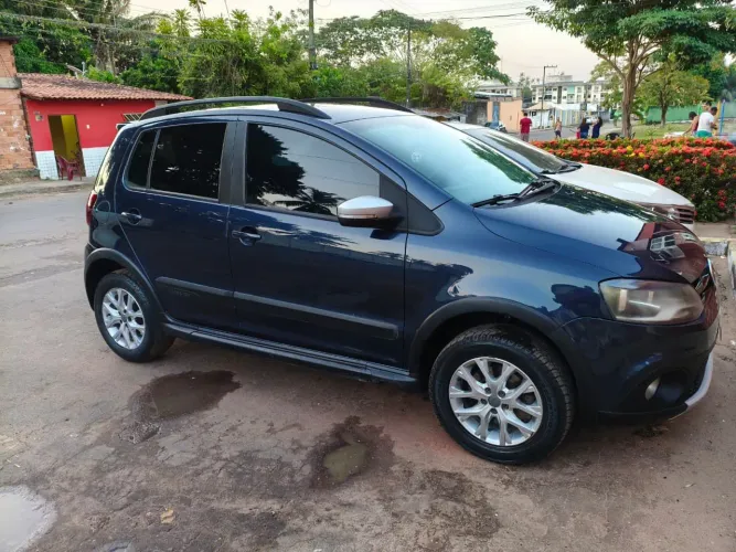Volkswagen Crossfox 1.6 MI Total Flex 8V 5P 2014
