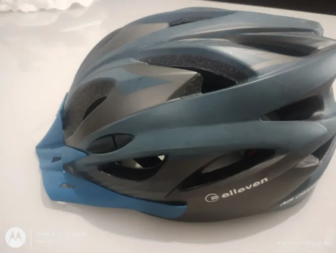 Capacete de ciclismo ELLEVEN