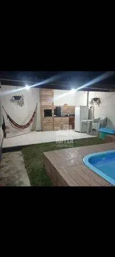 Casa com Piscina e Área Gourmet em Maricá Pronta para Morar