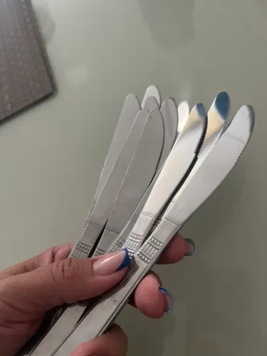 12 Facas de sobremesa em inox Hércules Inox