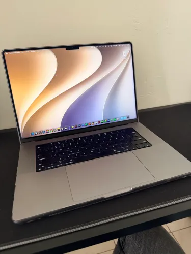 Macbook Pro M1 Pro 16 Polegadas