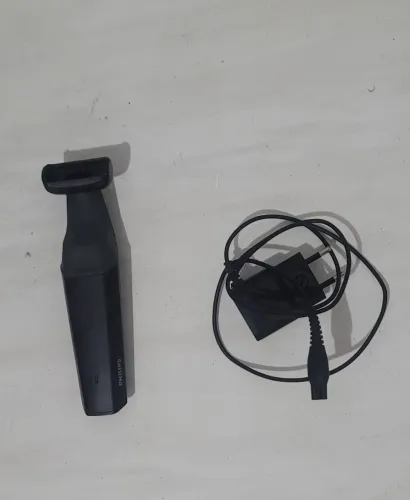 Aparador de Pelos Philips Bodygroom 300 (Sem o pente da máquina)0 