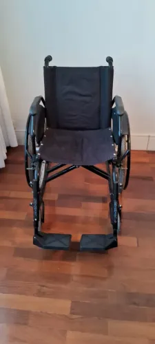 Cadeira de Rodas