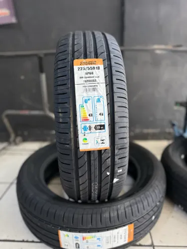 Pneu Golden 225/55/18 novo