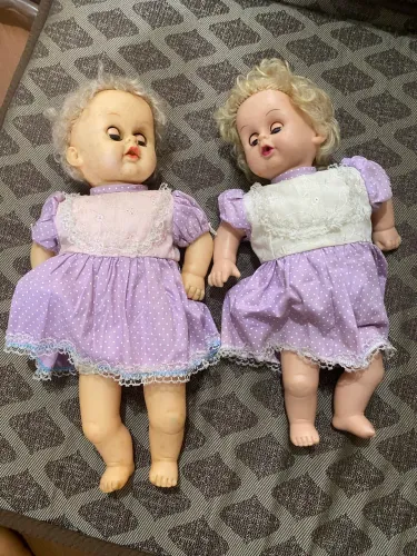 Duas Bonecas Usadas Anos 90