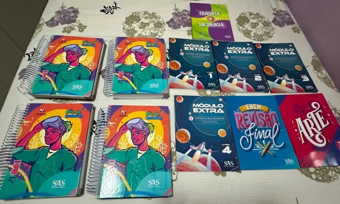 Livros Pré Vestibular (TODOS = 100 REAIS)