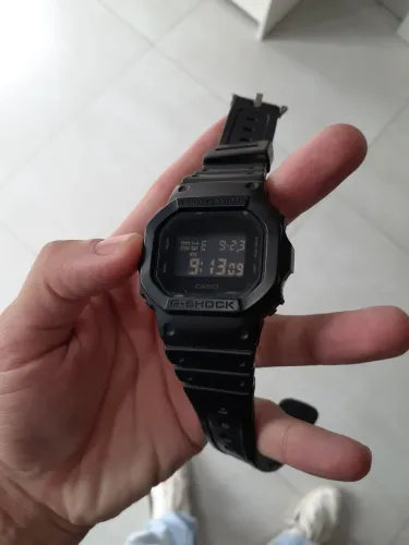 Relógio Casio G-Shock DW-5600UBB