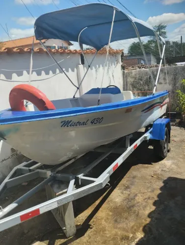 Barco Mistral 430
