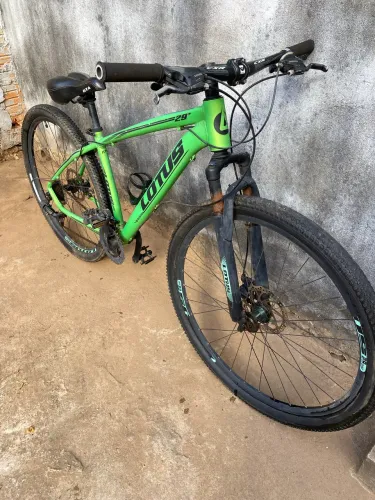 Bicicleta com kit shimano