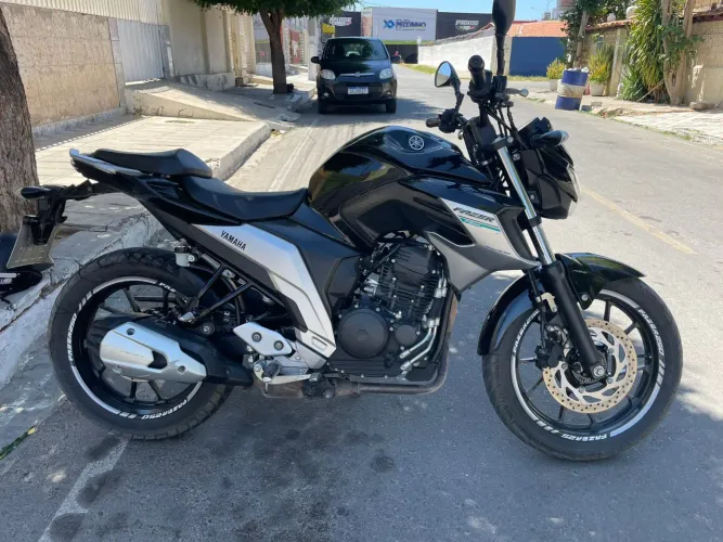 FAZER 250
