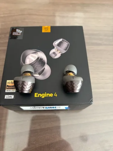 Fone de ouvido SoundPeats Engine 4