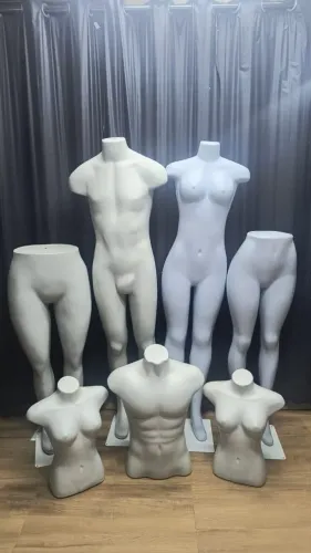 Manequins