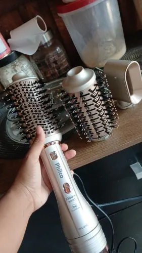 Escova secadora