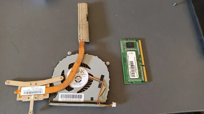 Peças para reutilizar notebook 