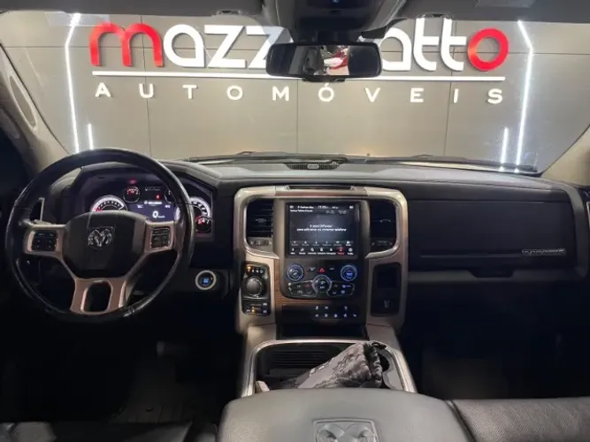 Ram Classic Laramie 5.7 V8 16V Gasolina 4X4 Aut. 2022