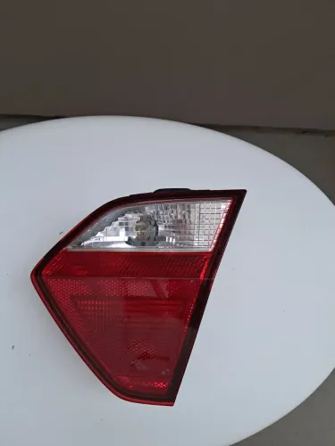 Lanterna traseira direita VW Voyage