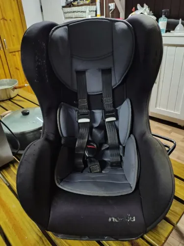 Cadeirinha infantil de carro